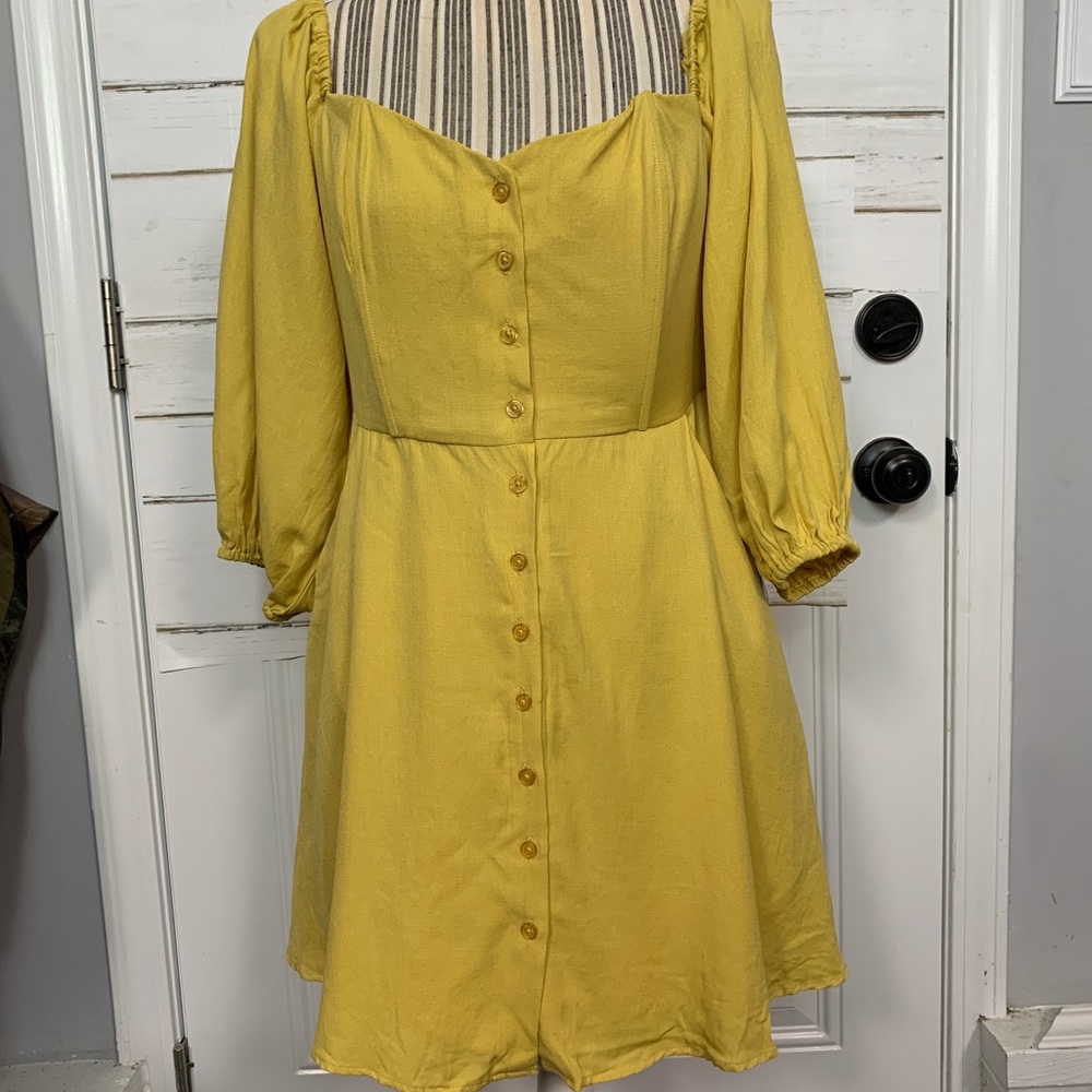 super cute off the shoulder yellow buttoned dress - Picture 2 of 3